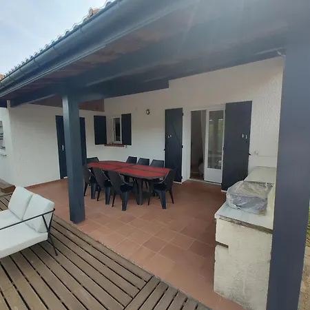 Feriehus Landaise Et Sa Grande Piscine Biscarrosse
